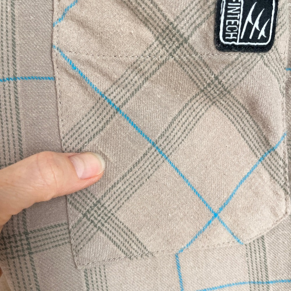 Fintech Mens Long Sleeve Plaid Flannel Button Down Shirt Tan Blue Size M - Picture 9 of 9